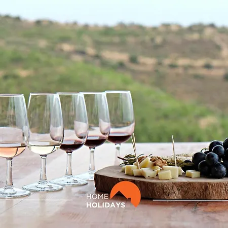 #190 Families Only - Descobrimentos By Holidays Apartman