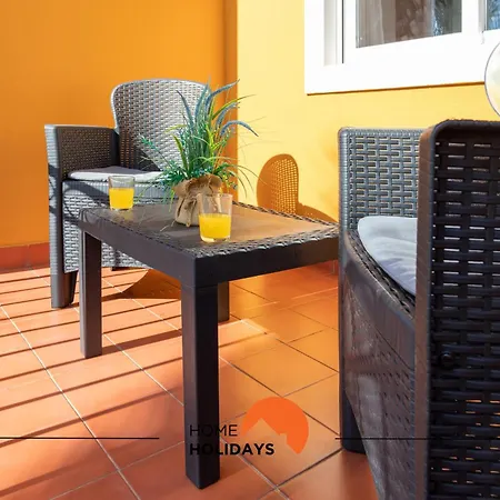 #190 Families Only - Descobrimentos By Holidays Apartman